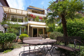 Private summer villa close to the black sea